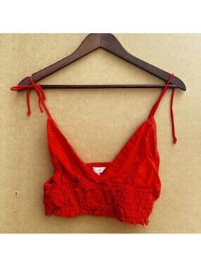 Sins & Sass Red Solid V-Neck Spaghetti Strap Crop Tank Top - Size M